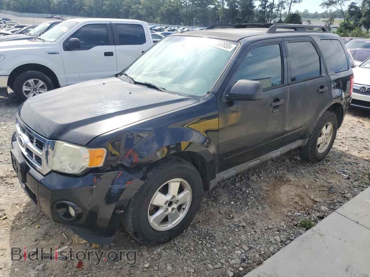 Photo 1FMCU0DG4BKB08665 - FORD ESCAPE 2011