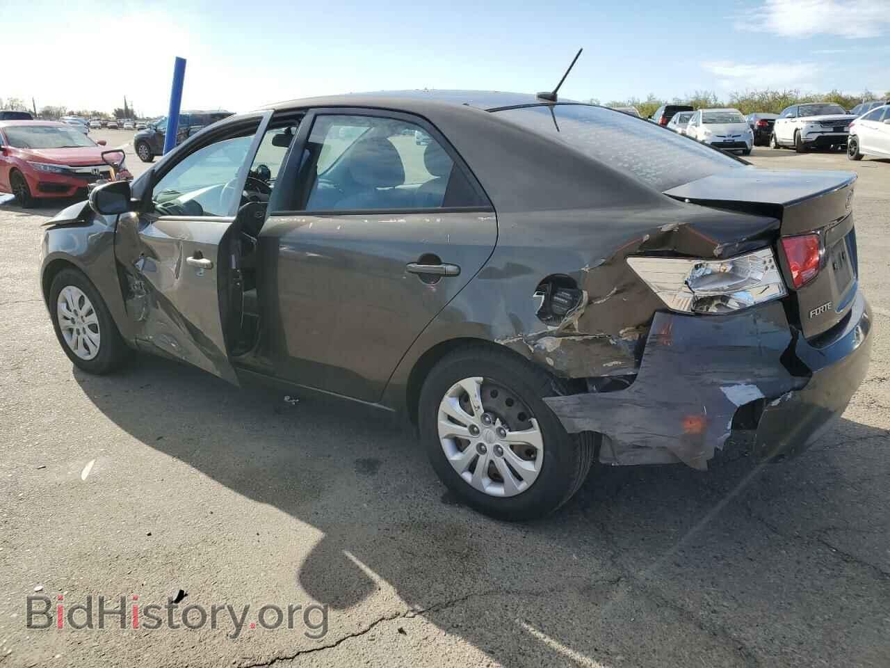 2011 KIA FORTE - VIN: KNAFU4A21B5450183 - Фото 2
