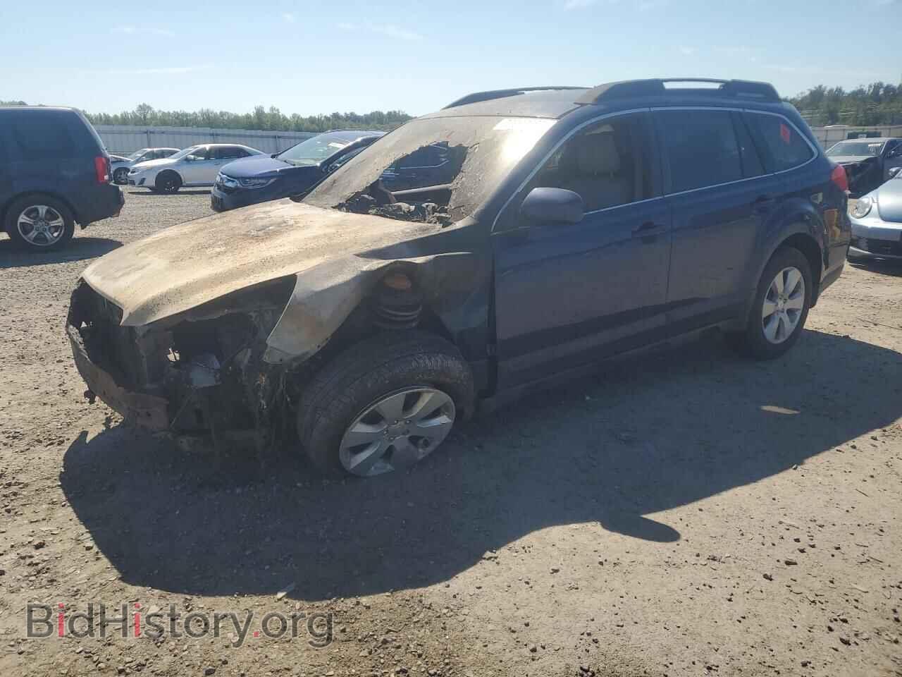 Photo 4S4BRBGC2B3384239 - SUBARU OUTBACK 2011
