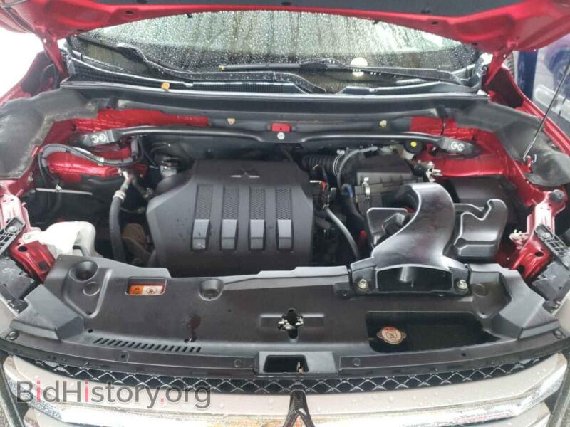2018 Mitsubishi ECLIPSE (VIN JA4AT5AAXJZ051772) — photo 7 of 10