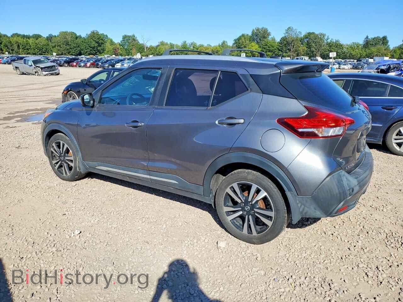 2019 NISSAN KICKS - VIN: 3N1CP5CU5KL545317 - Фото 2