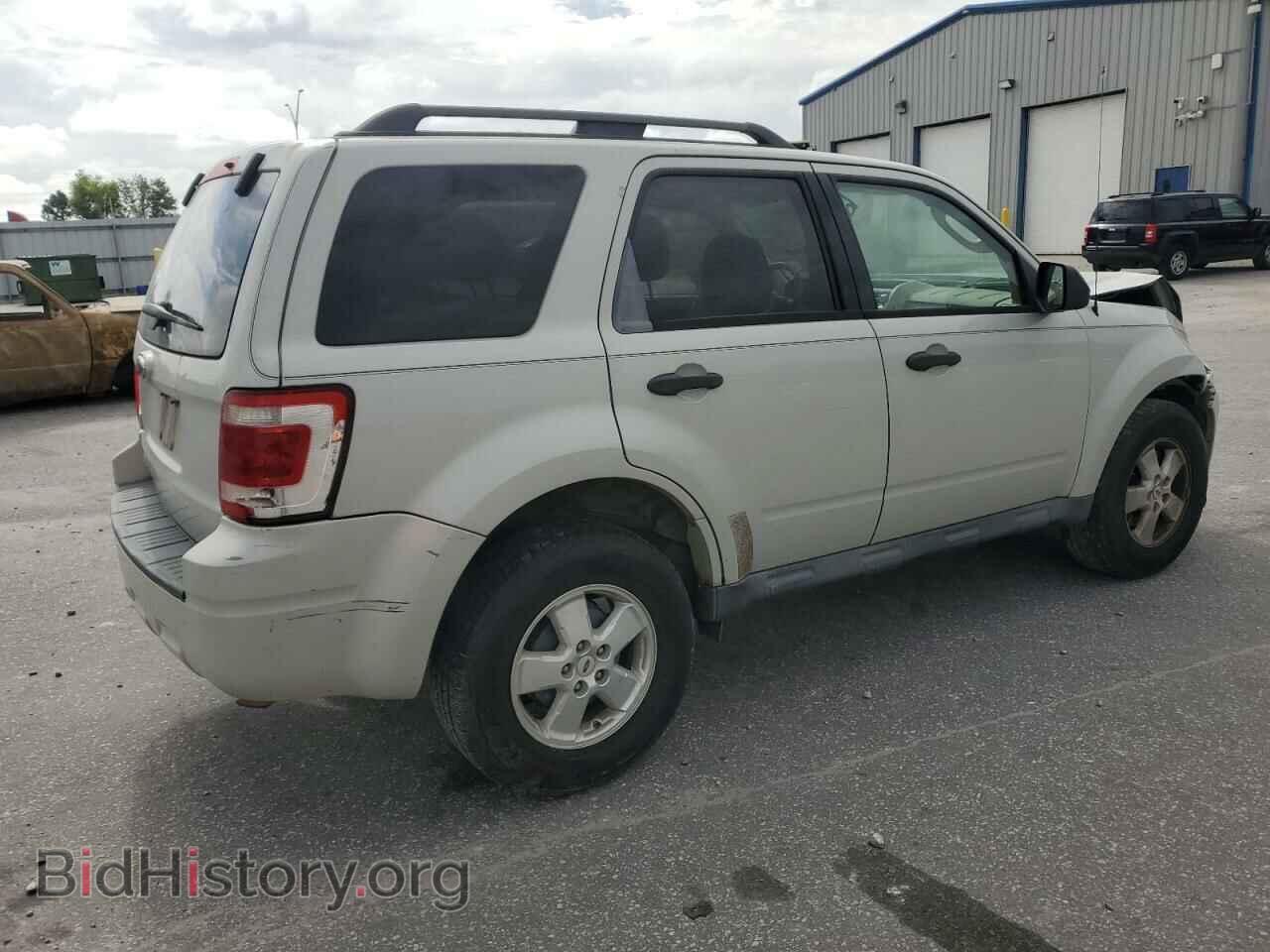 2009 FORD ESCAPE - VIN: 1FMCU03729KA32679 - Фото 3
