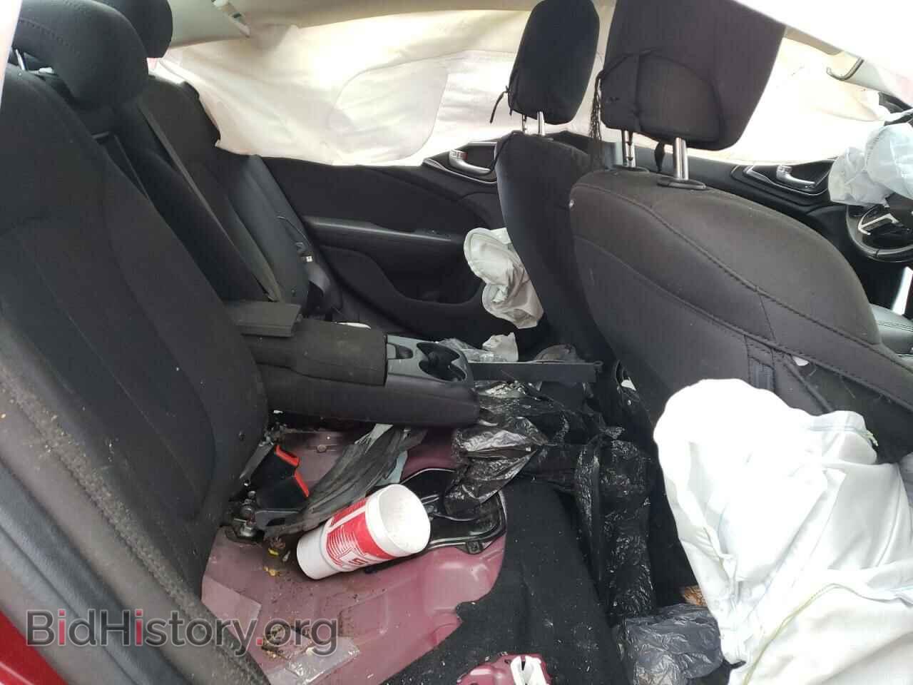 2016 CHRYSLER 200 - VIN: 1C3CCCFB3GN182616 - Photo 10