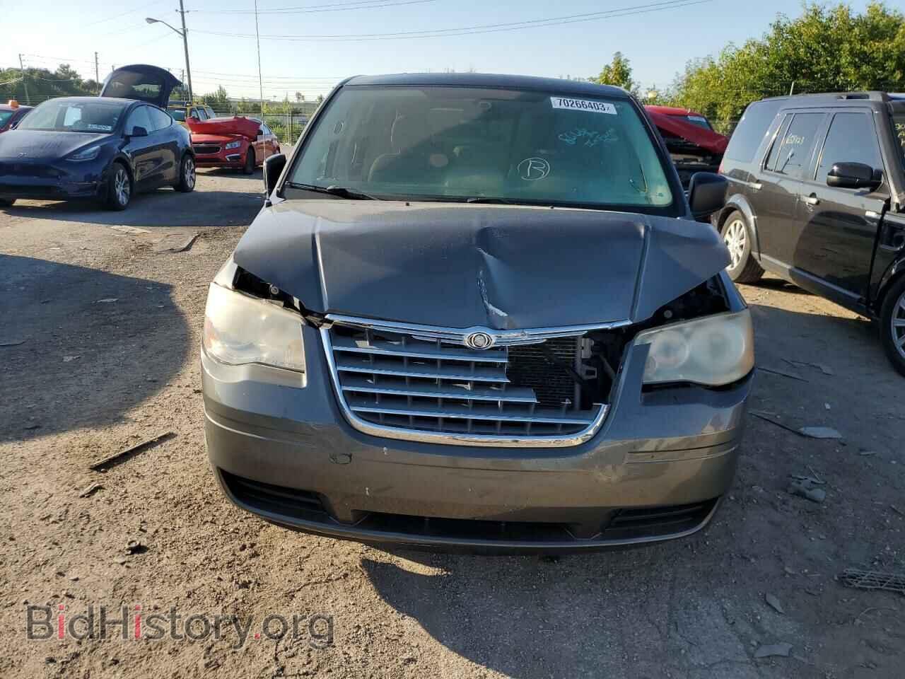 2010 CHRYSLER MINIVAN - VIN: 2A4RR2D19AR374927 - Фото 5