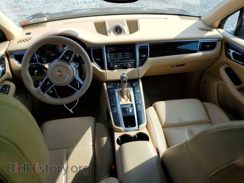 2016 Porsche MACAN (VIN WP1AB2A55GLB43649) — фото 8 из 13