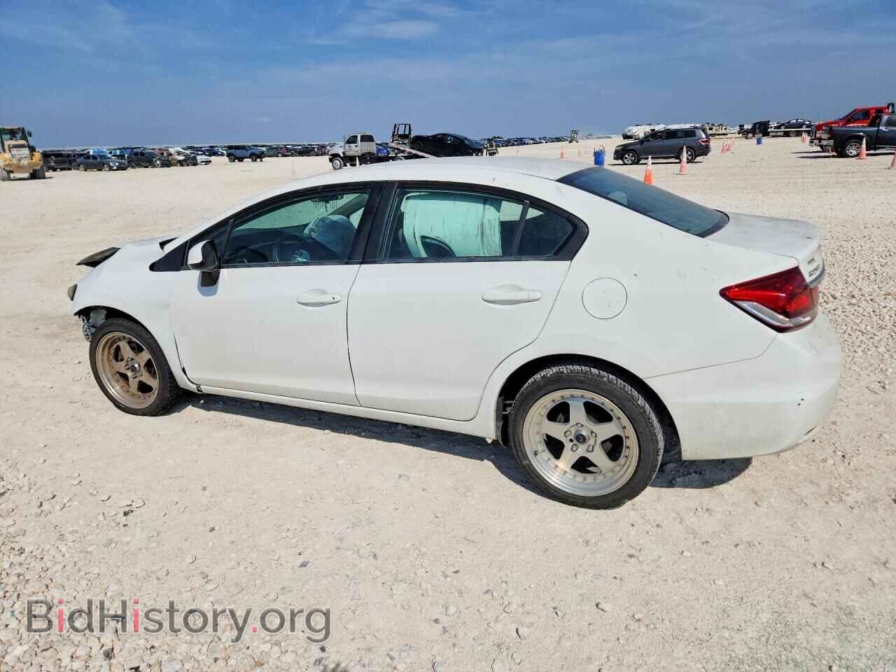 2013 HONDA CIVIC - VIN: 2HGFB2F55DH585745 - Photo 2