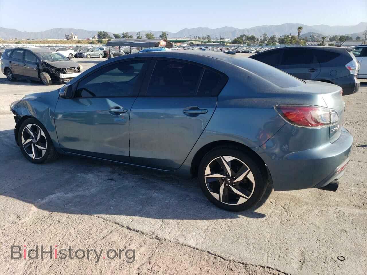 2011 MAZDA 3 - VIN: JM1BL1UG1B1426547 - Фото 2