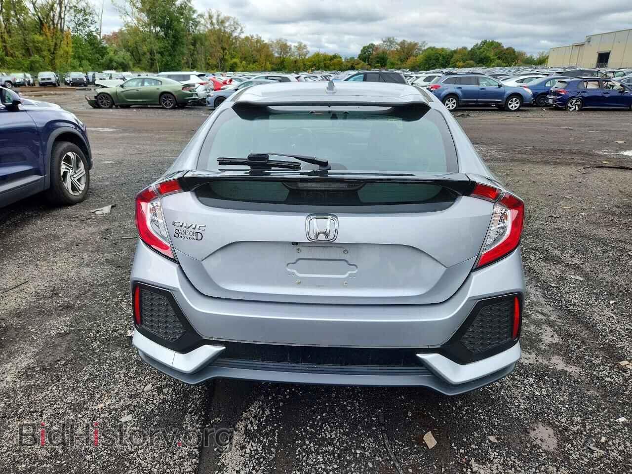 2019 HONDA CIVIC - VIN: SHHFK7H67KU213911 - Фото 6
