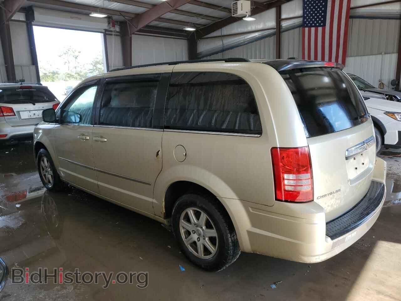 2010 CHRYSLER MINIVAN - VIN: 2A4RR5D17AR262547 - Фото 2