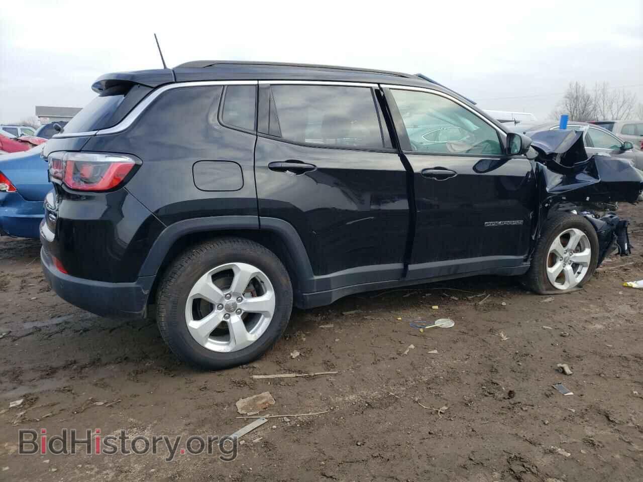 2019 JEEP COMPASS - VIN: 3C4NJCBB4KT676377 - Фото 3