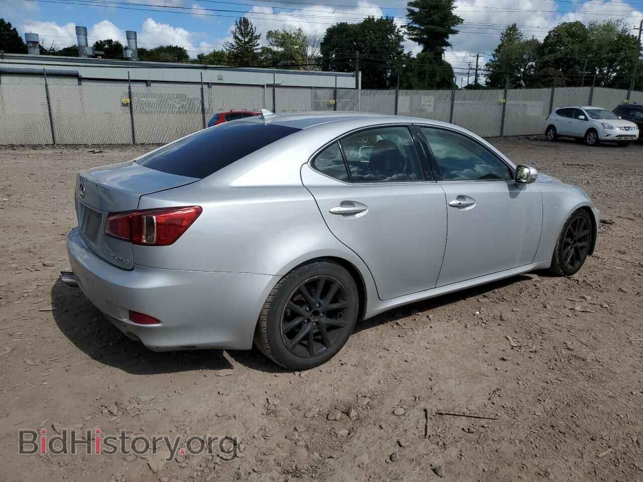 2011 LEXUS IS - VIN: JTHCF5C29B5049028 - Photo 3