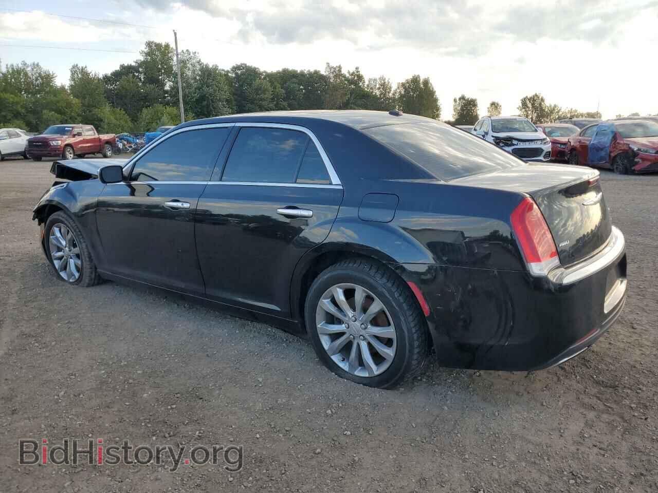 2015 CHRYSLER 300 - VIN: 2C3CCASG3FH846202 - Фото 2