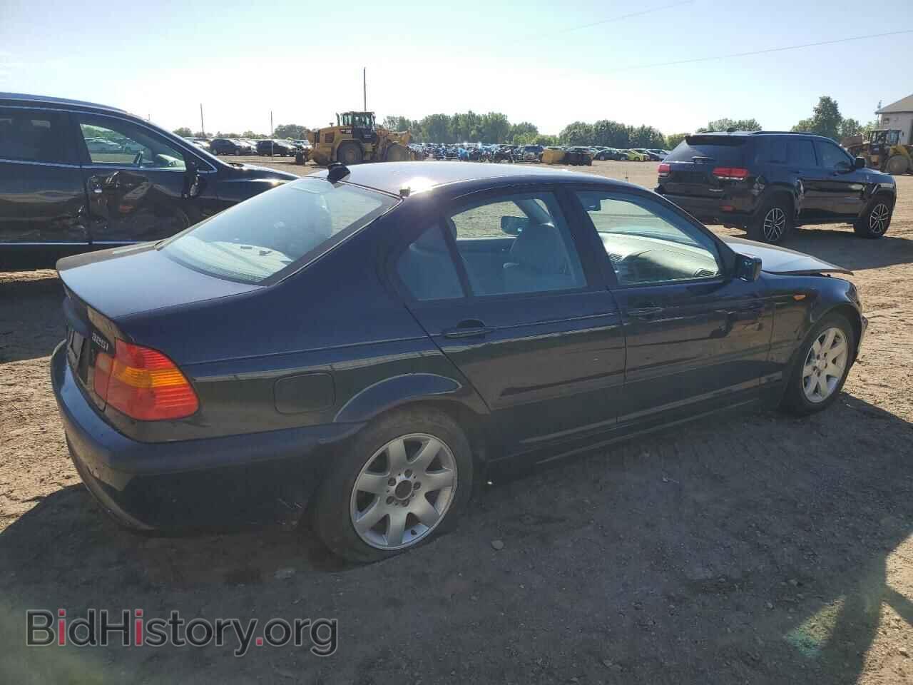 2005 BMW 3 SERIES - VIN: WBAEV33455KW18771 - Фото 3