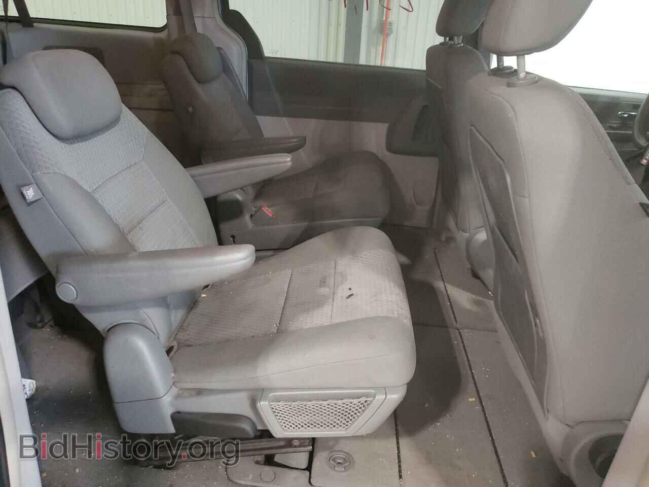 2008 CHRYSLER MINIVAN - VIN: 2A8HR44H08R757040 - Фото 6