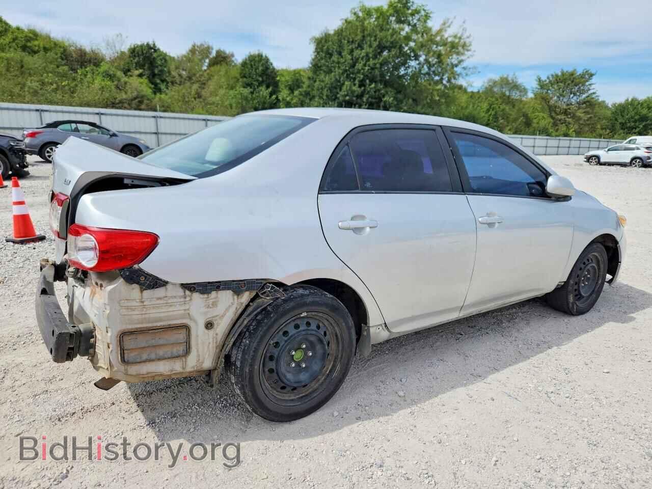 2011 Toyota COROLLA (VIN 2T1BU4EE7BC634603) — фото 3 из 15