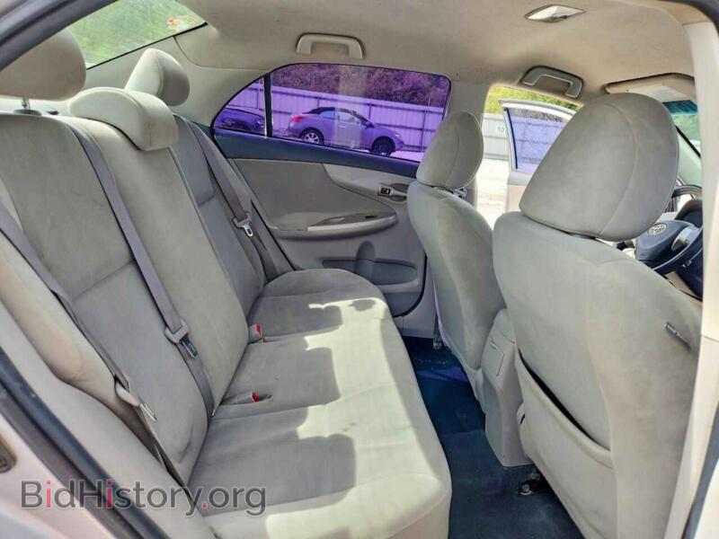 2011 Toyota COROLLA (VIN 2T1BU4EE7BC634603) — фото 10 из 15