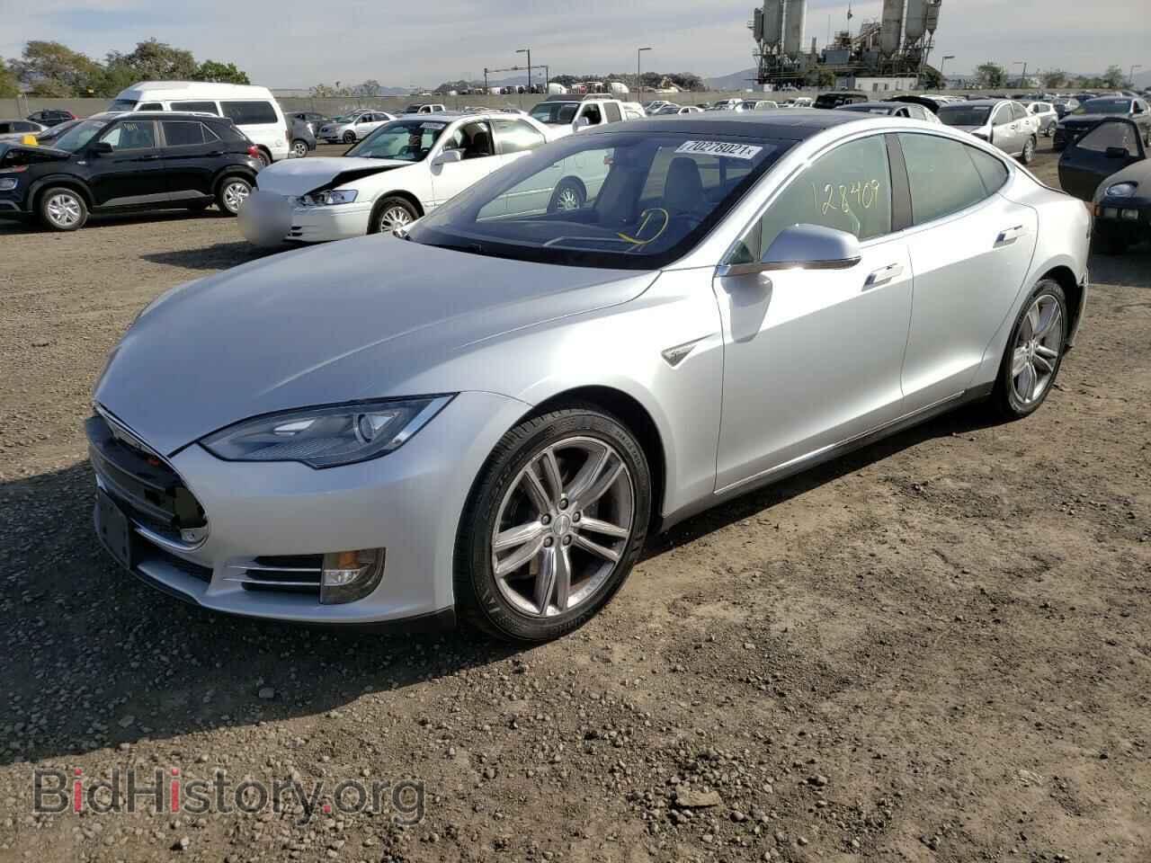 2013 TESLA MODEL S - VIN: 5YJSA1CN7DFP15528 - Фото 2