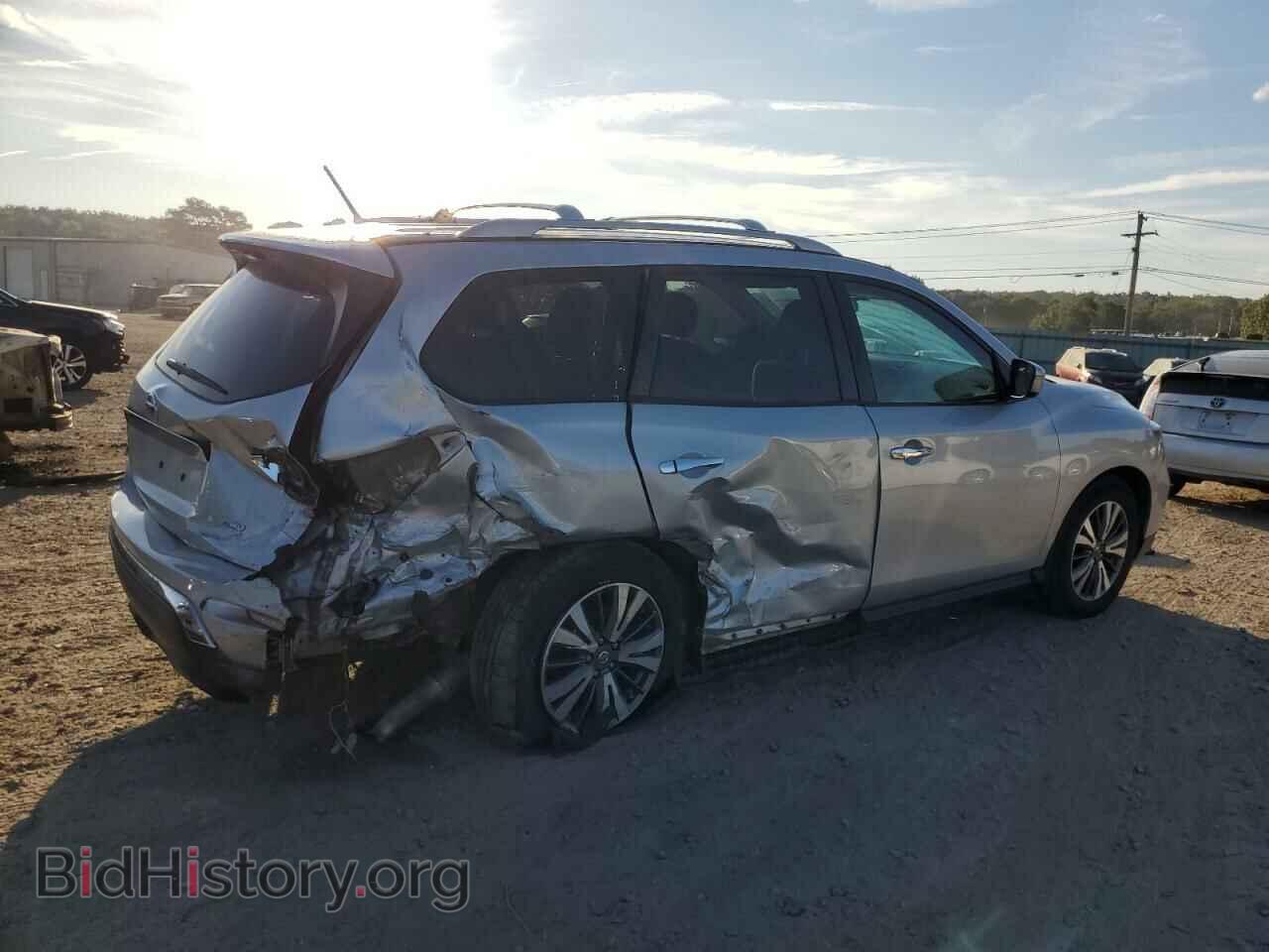 2017 NISSAN PATHFINDER - VIN: 5N1DR2MM2HC908925 - Фото 3