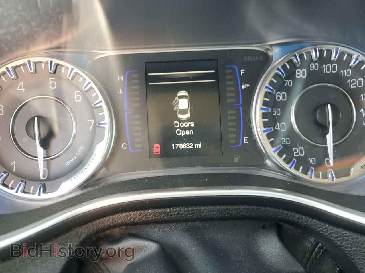 2015 CHRYSLER 200 - VIN: 1C3CCCAB5FN660265 - Фото 9