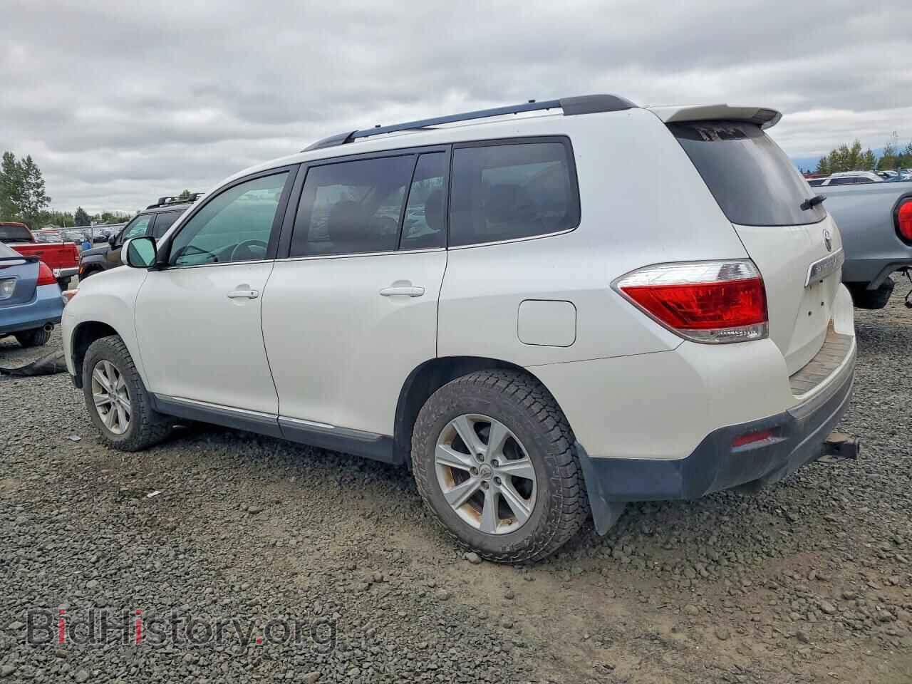 2012 TOYOTA HIGHLANDER - VIN: 5TDBK3EH0CS100197 - Photo 2