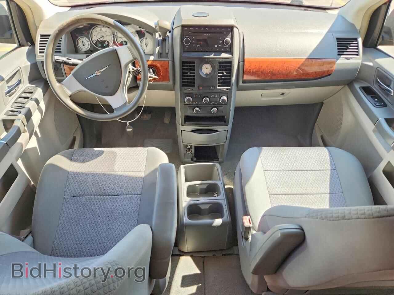 2008 CHRYSLER MINIVAN - VIN: 2A8HR44H98R625765 - Фото 8