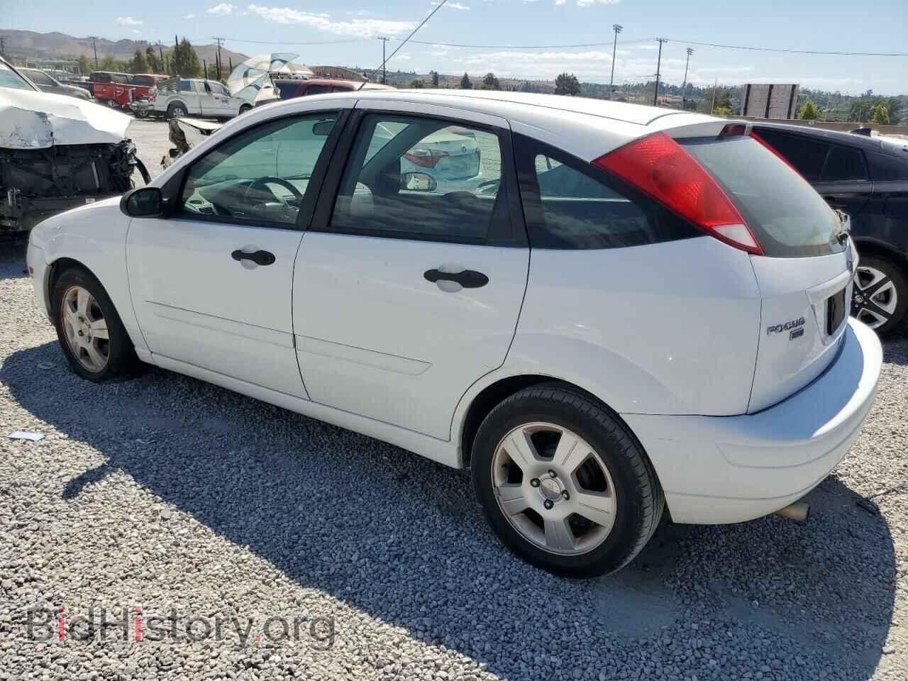 2005 FORD FOCUS - VIN: 3FAFP37N75R139192 - Фото 2