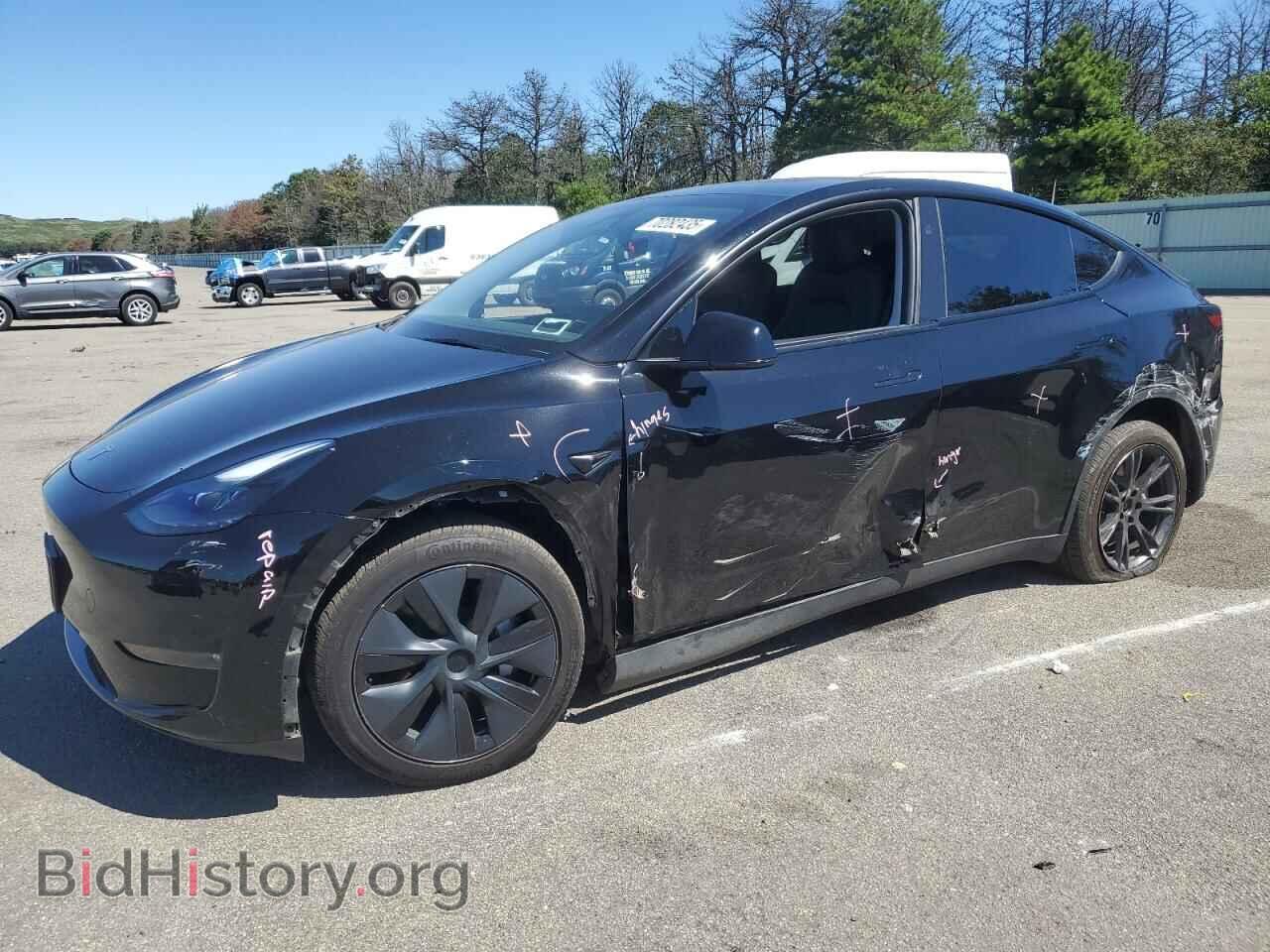 Фотография 7SAYGAEE3RF132017 - TESLA MODEL Y 2024