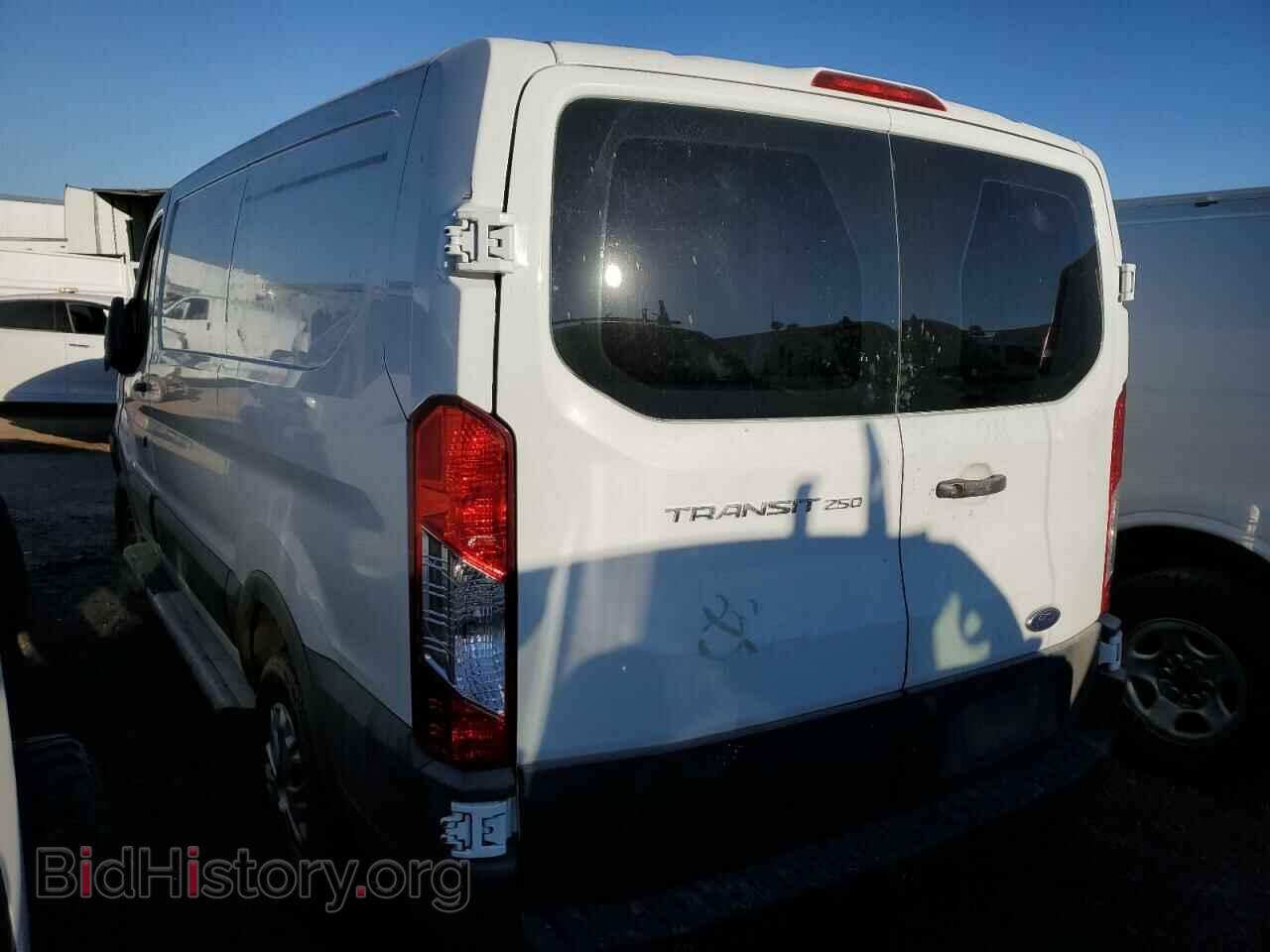 2018 FORD TRANSIT - VIN: 1FTYR1ZM4JKB16926 - Фото 2