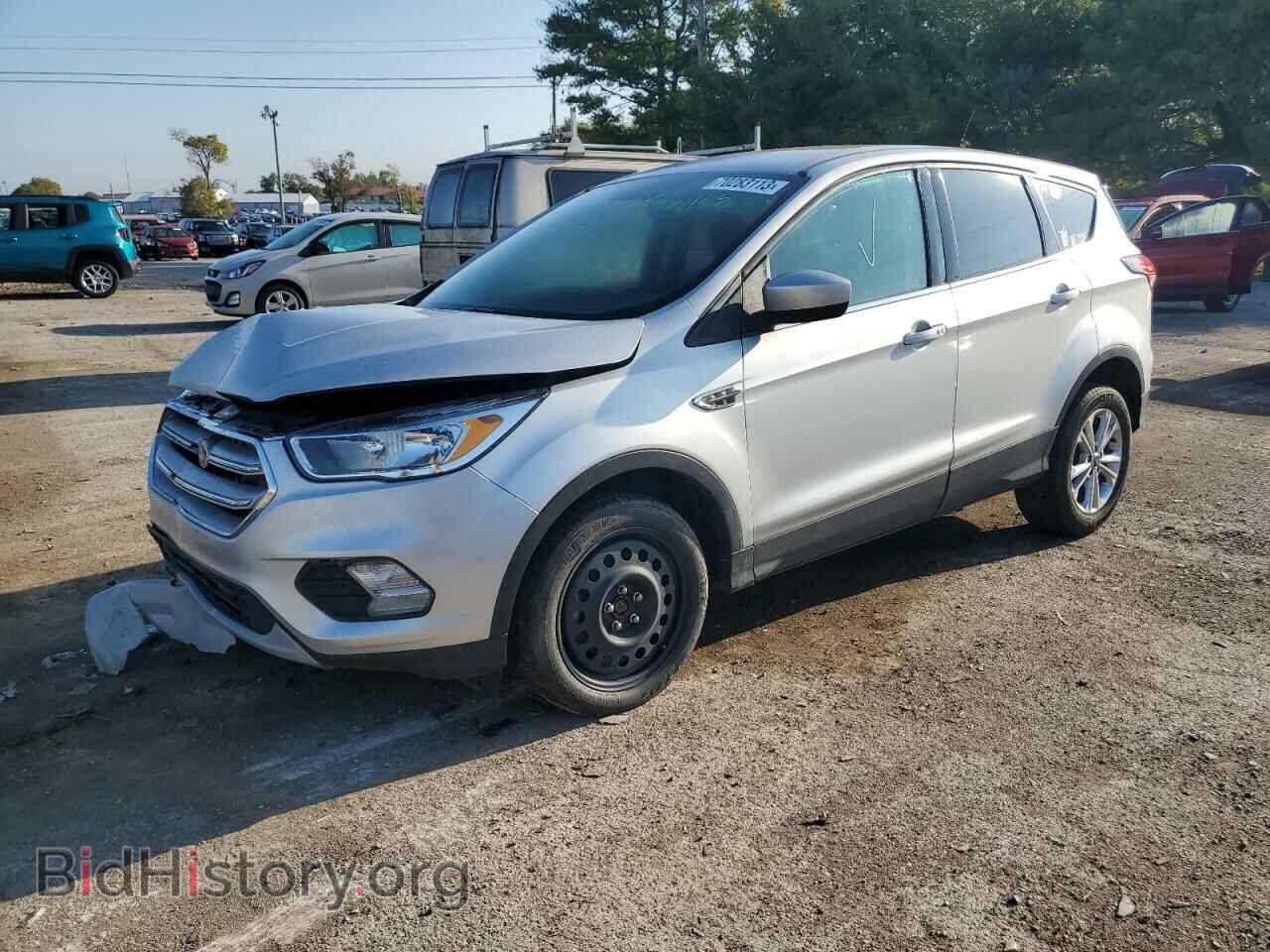 Фотография 1FMCU0GD0KUB76869 - FORD ESCAPE 2019