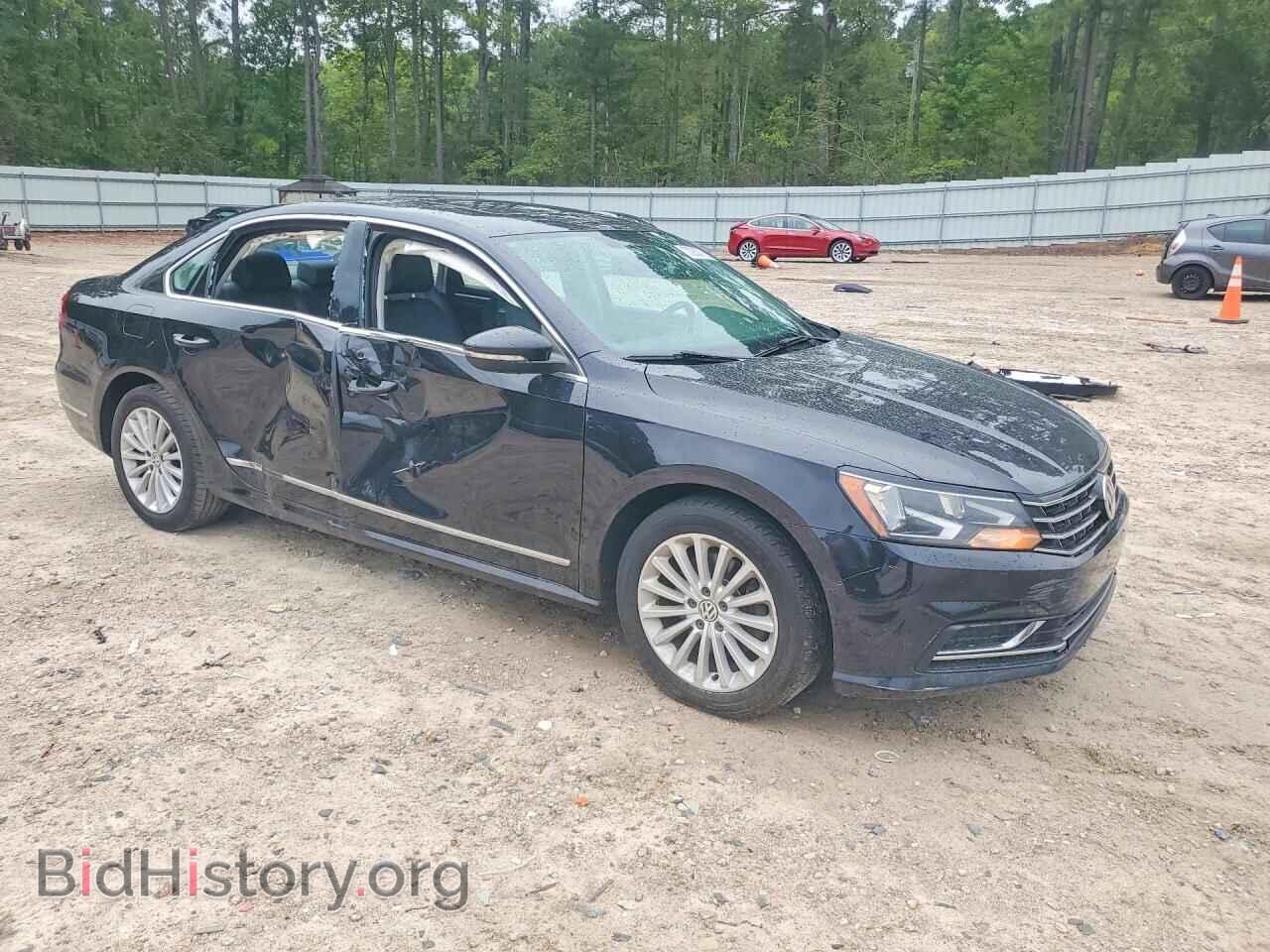 2017 VOLKSWAGEN PASSAT - VIN: 1VWBT7A38HC065767 - Фото 4