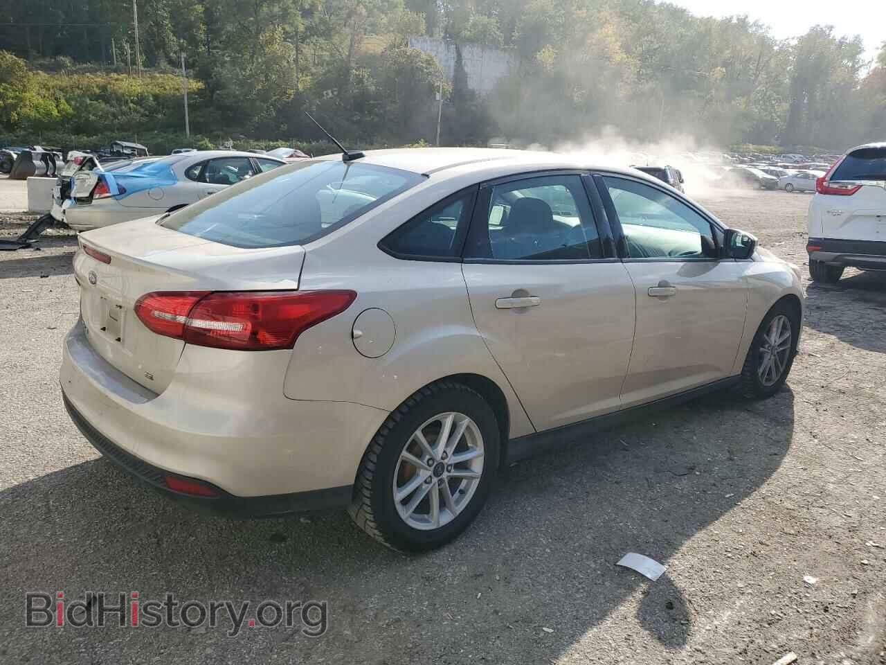 2017 FORD FOCUS - VIN: 1FADP3F2XHL265371 - Фото 3