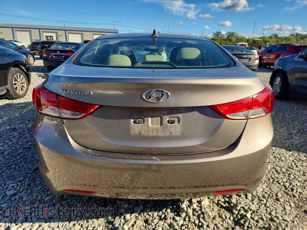 2012 HYUNDAI ELANTRA - VIN: 5NPDH4AE7CH095708 - Фото 6