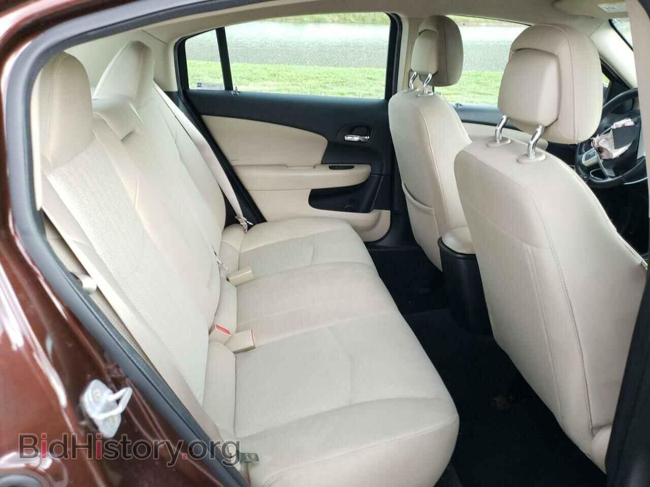 2012 CHRYSLER 200 - VIN: 1C3CCBBG0CN189593 - Фото 10