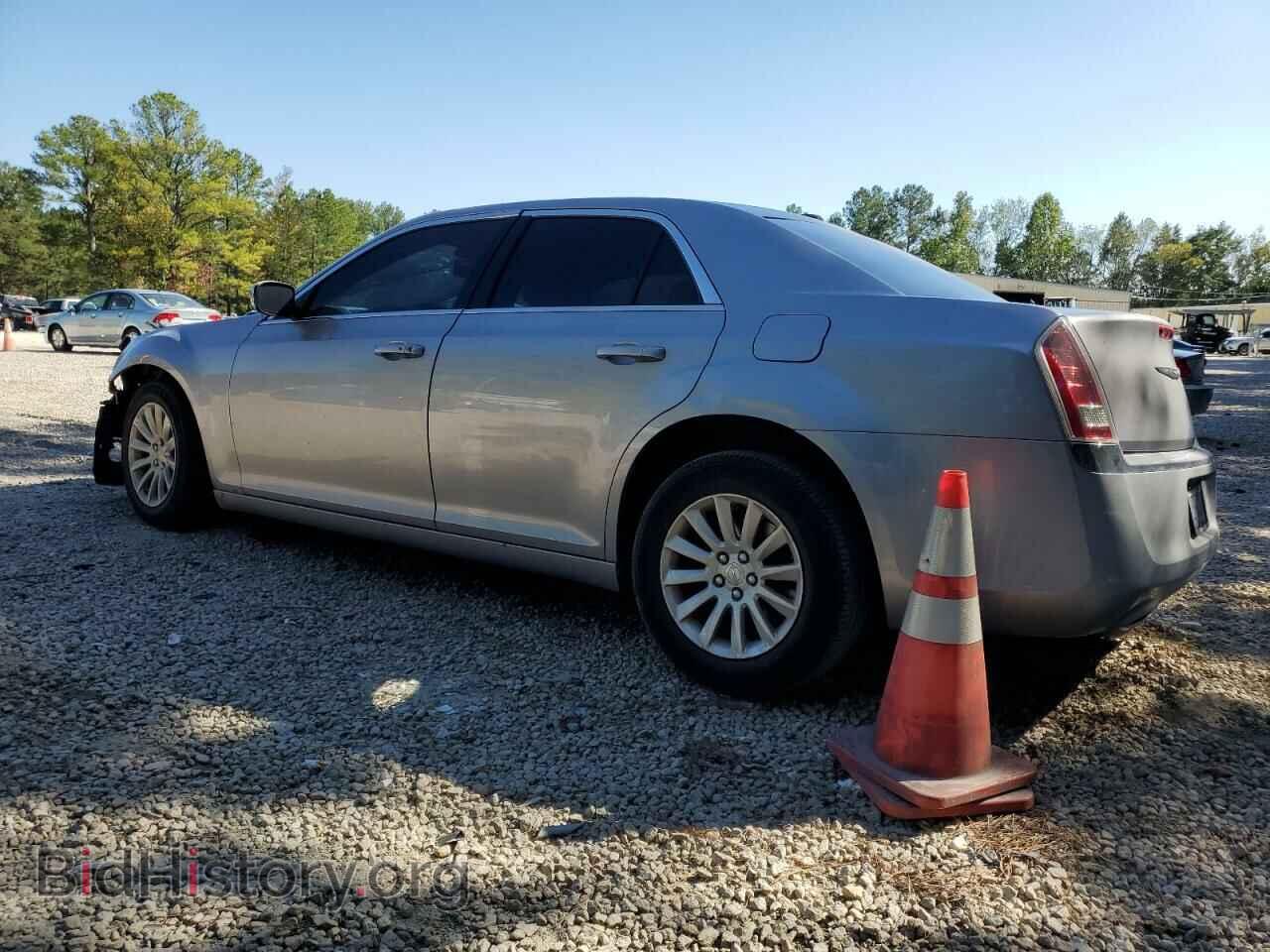 2013 CHRYSLER 300 - VIN: 2C3CCAAG0DH707515 - Фото 2