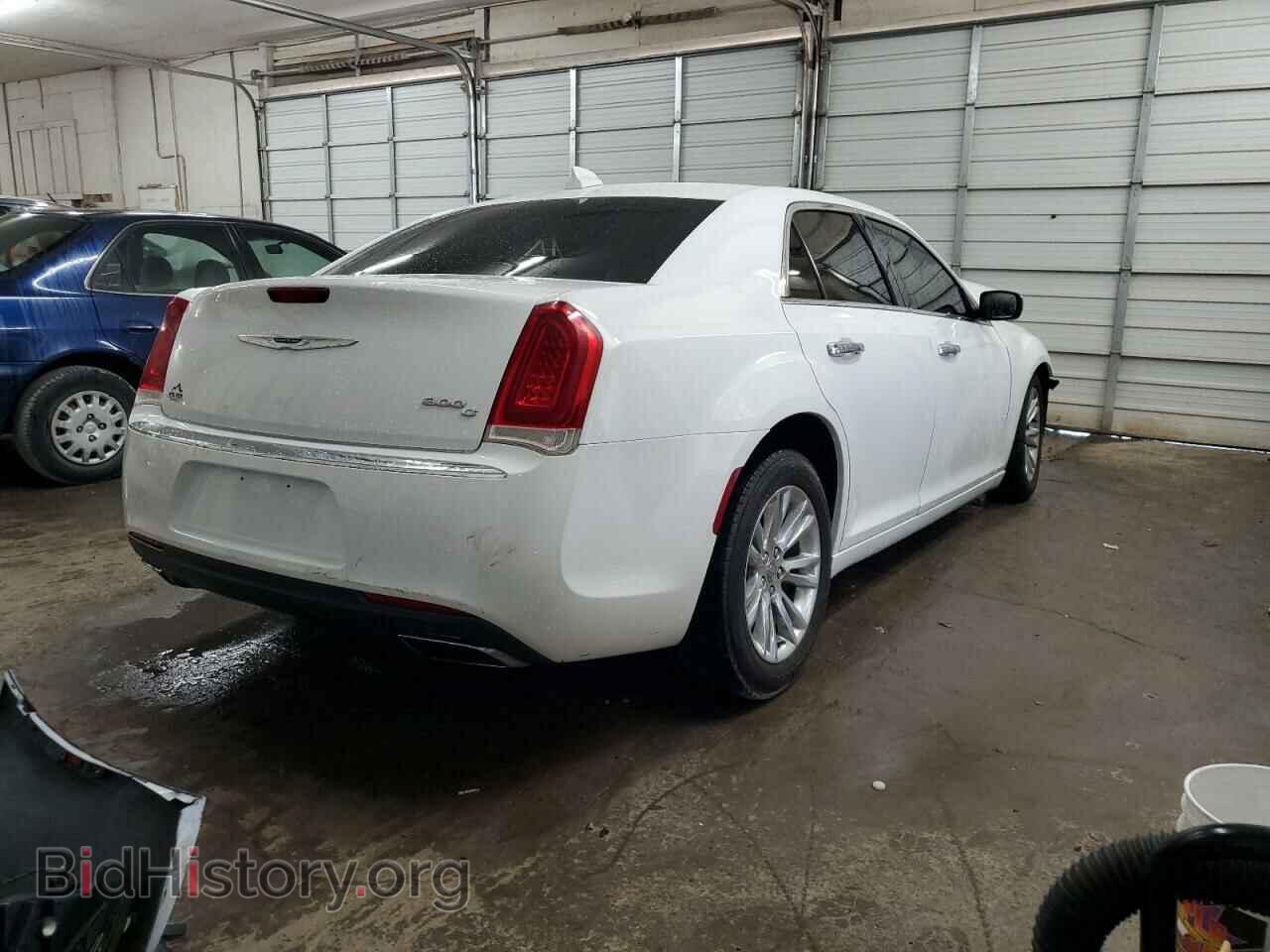 2017 CHRYSLER 300 - VIN: 2C3CCAEG9HH566315 - Фото 3
