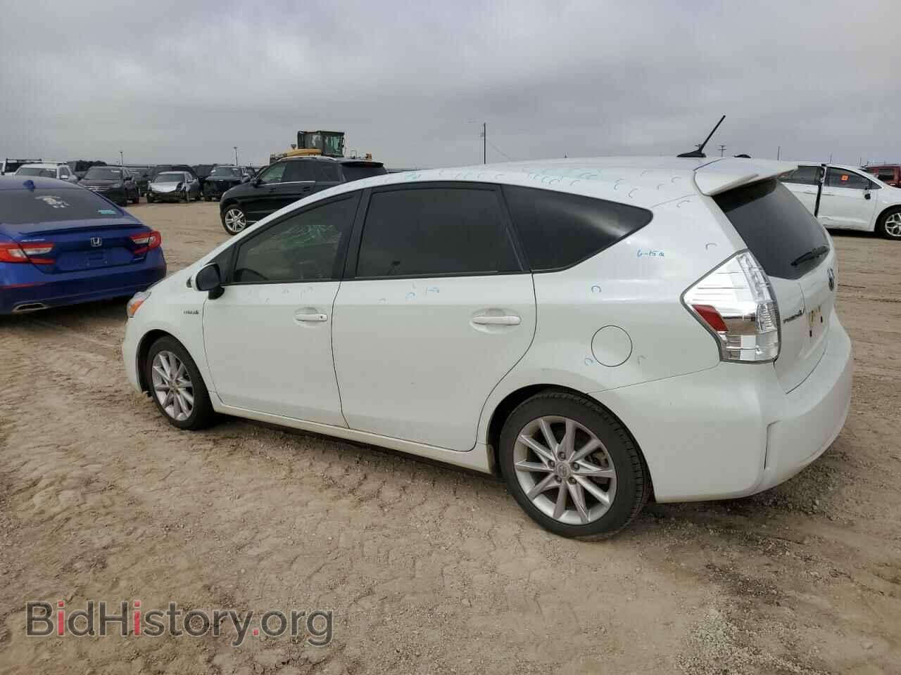 2014 TOYOTA PRIUS - VIN: JTDZN3EU8EJ012677 - Фото 2