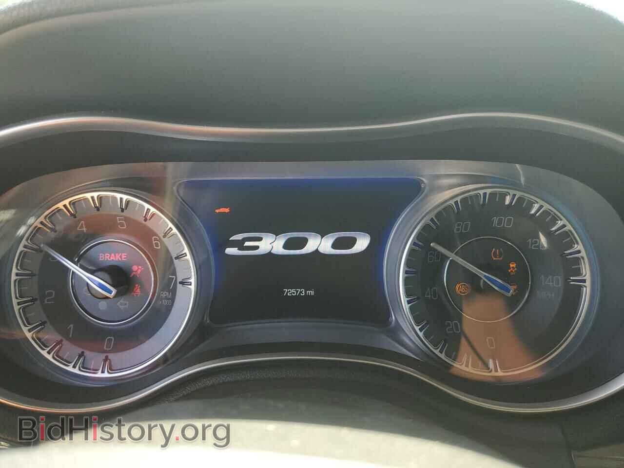 2019 CHRYSLER 300 - VIN: 2C3CCAAG4KH500803 - Фото 9