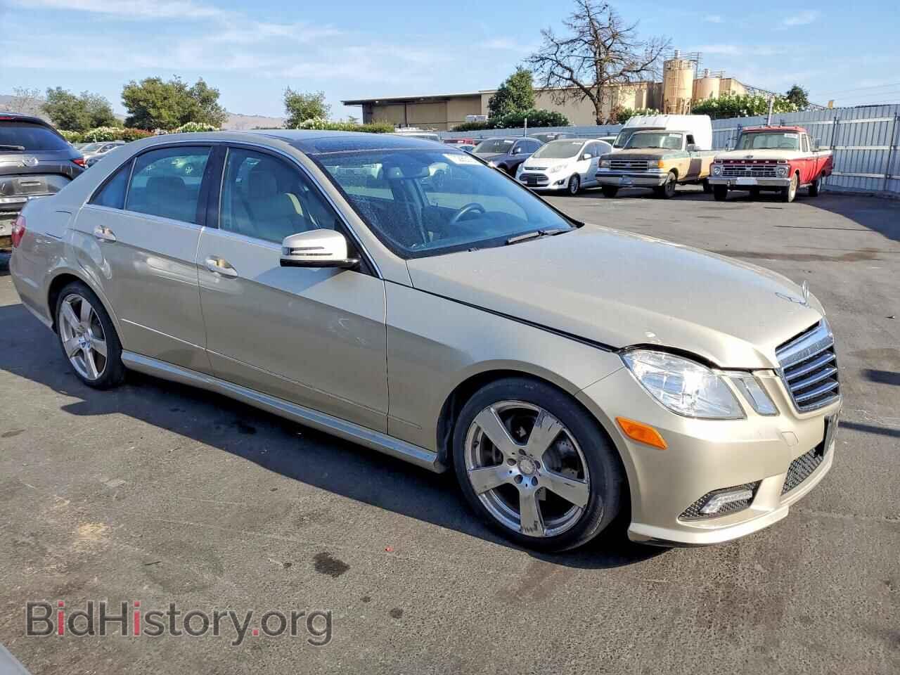 2011 MERCEDES-BENZ E-CLASS - VIN: WDDHF5GB5BA405618 - Фото 4
