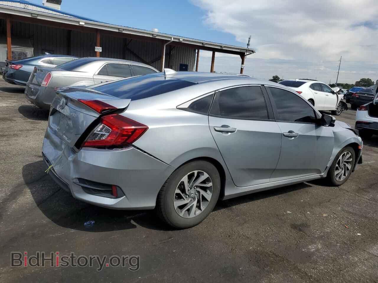 2017 HONDA CIVIC - VIN: 19XFC2F7XHE082114 - Фото 3