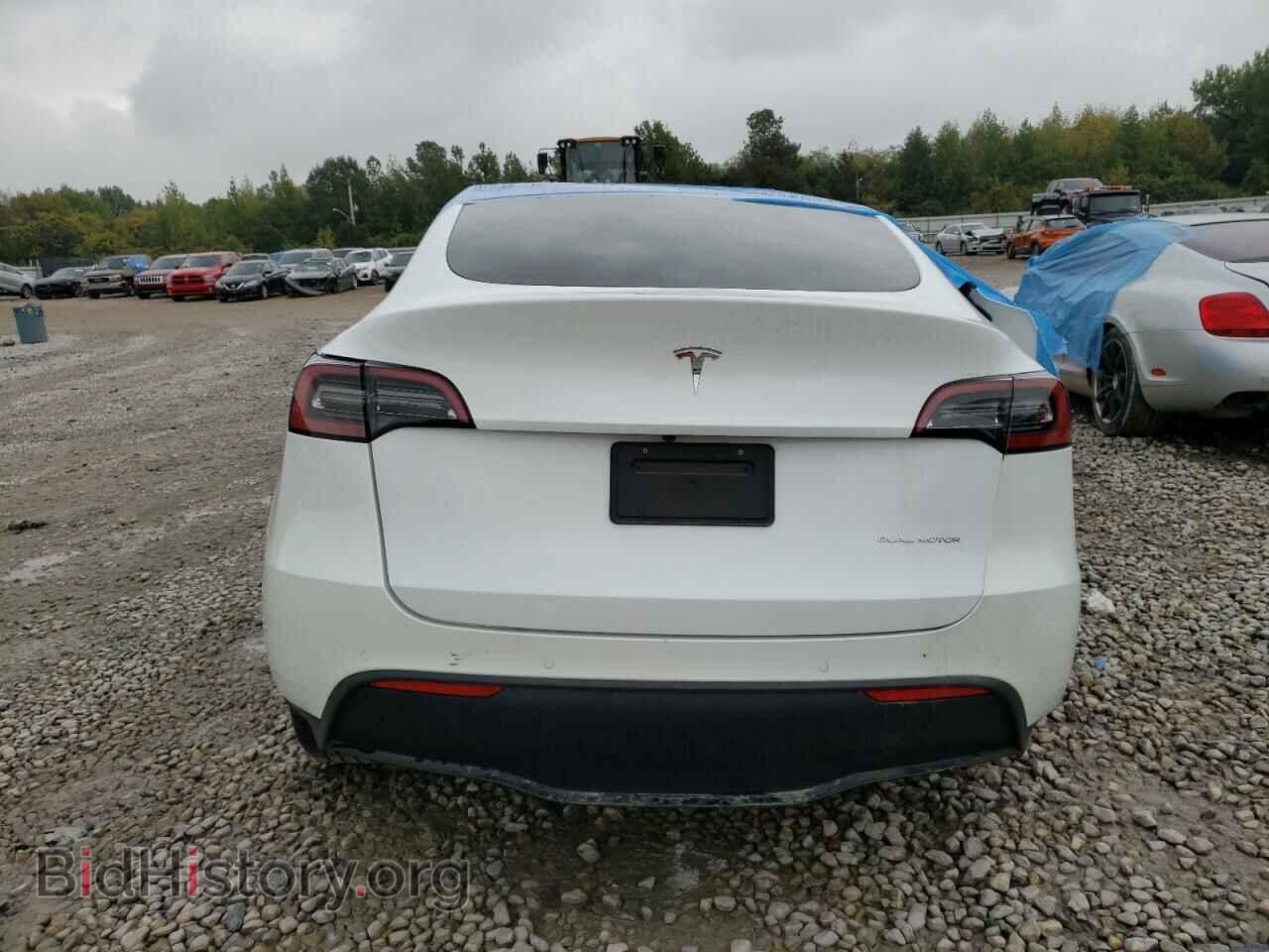 2022 TESLA MODEL Y - VIN: 7SAYGDEE6NF442416 - Фото 6