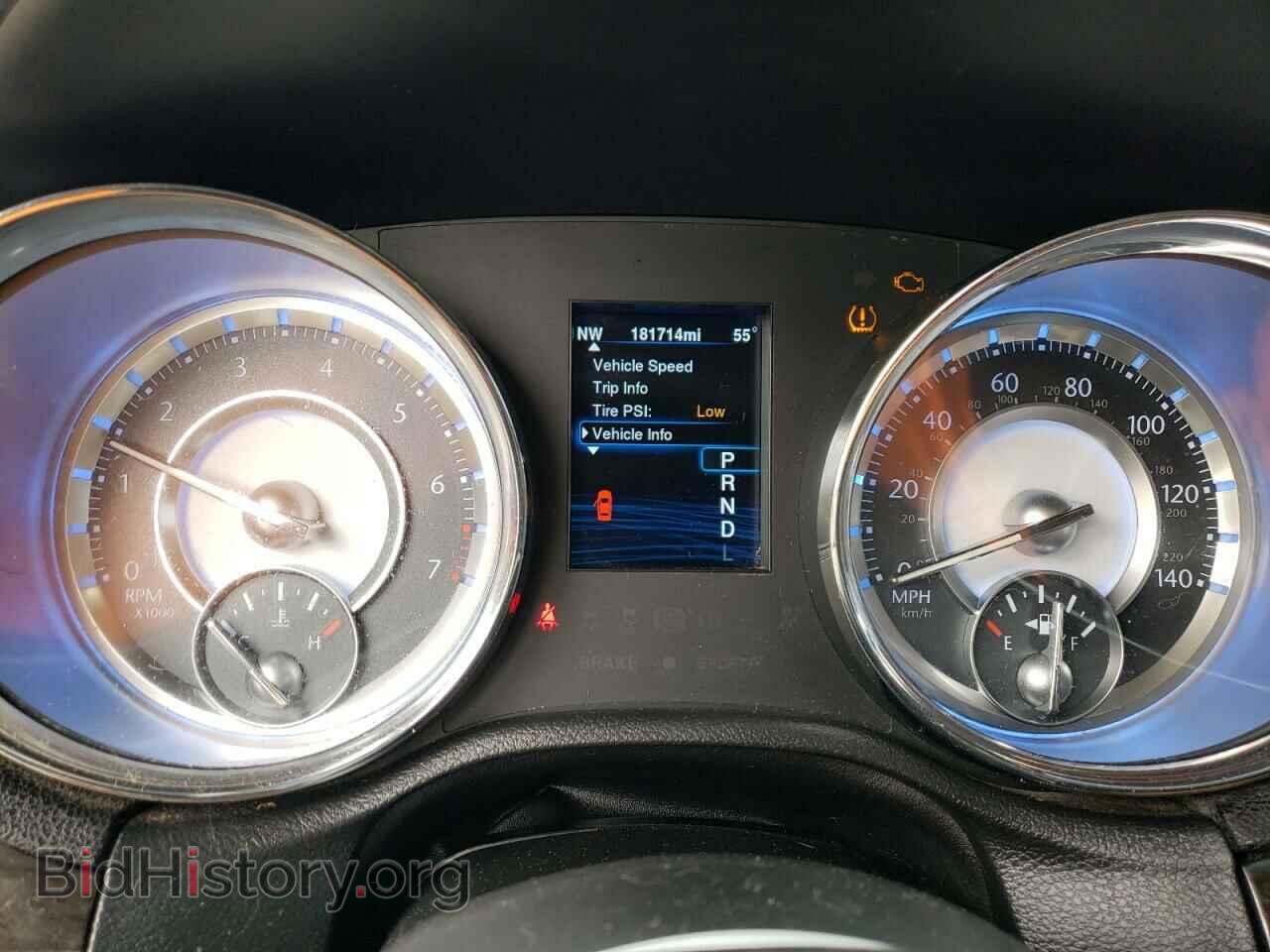 2013 CHRYSLER 300 - VIN: 2C3CCAAG3DH732702 - Фото 9
