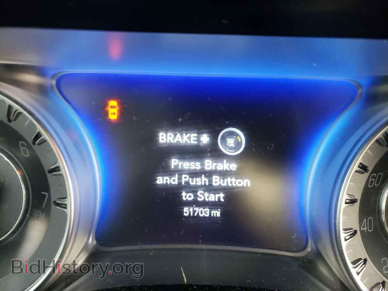 2019 CHRYSLER 300 - VIN: 2C3CCAAG5KH564736 - Фото 6