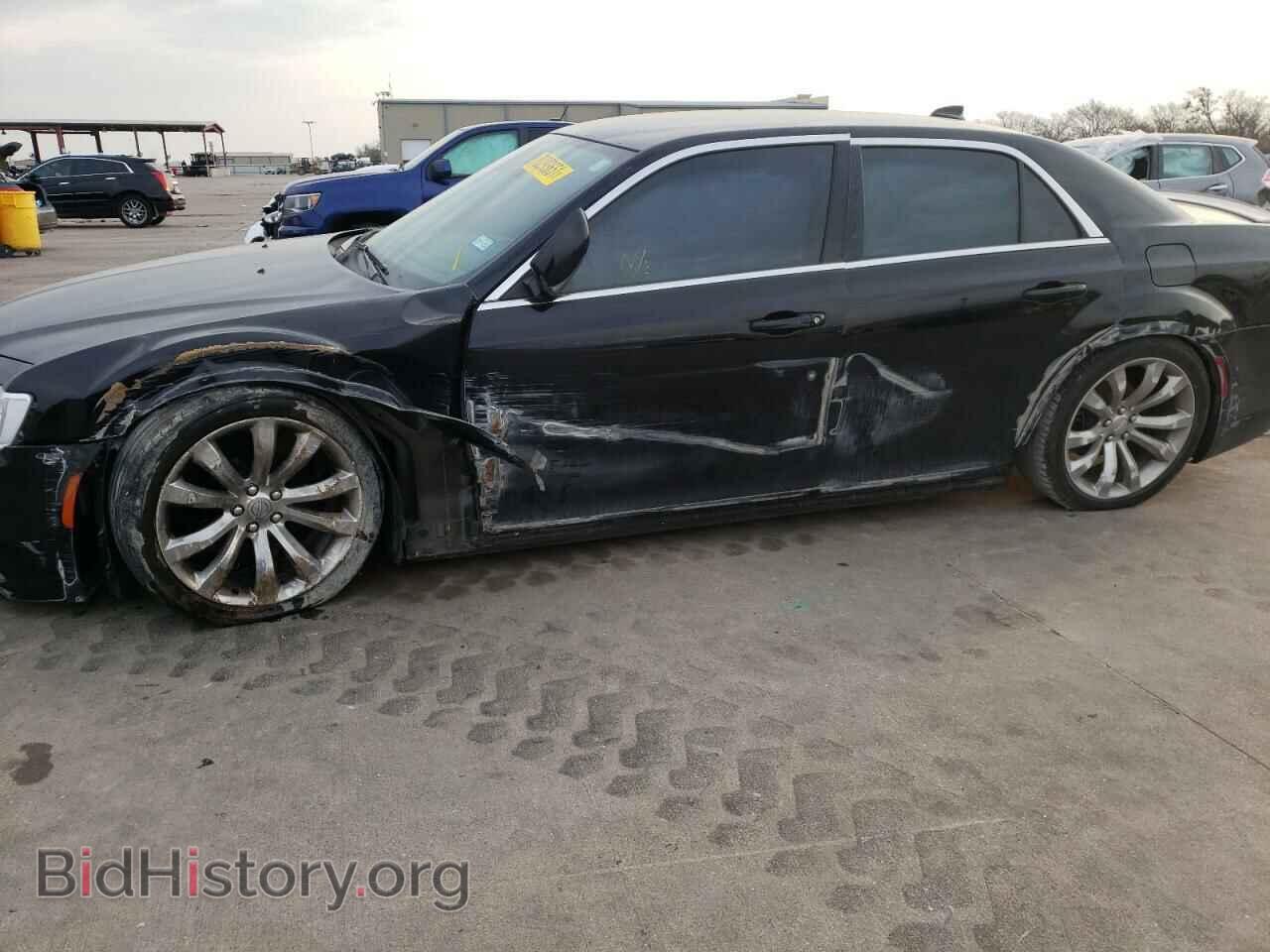 2019 CHRYSLER 300 - VIN: 2C3CCAAG5KH564736 - Фото 7