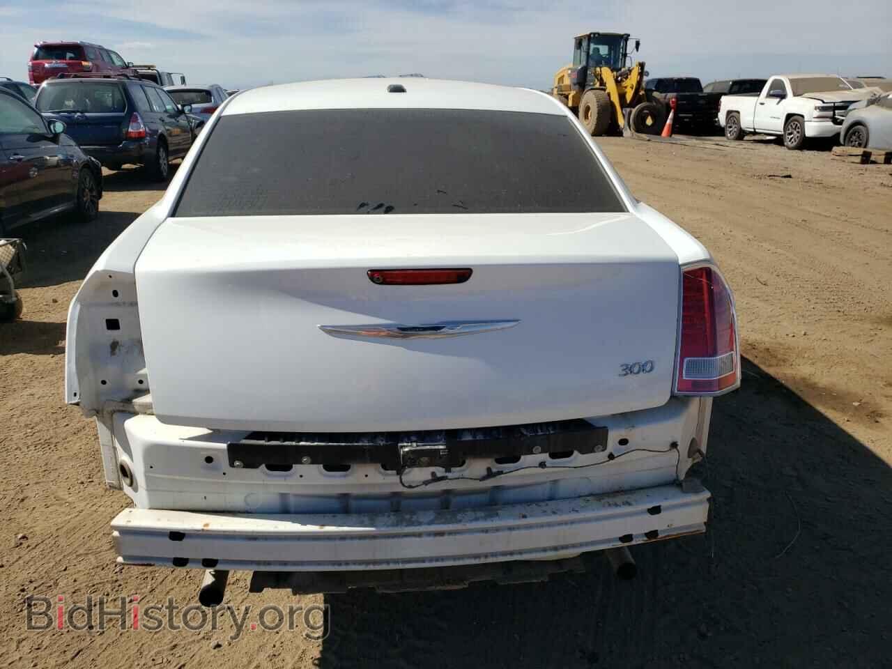 2011 CHRYSLER 300 - VIN: 2C3CA5CG3BH585577 - Фото 6
