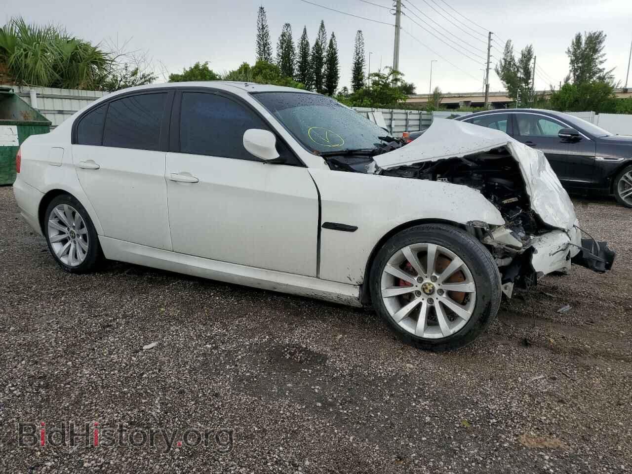 2011 BMW 3 SERIES - VIN: WBAPH7C57BE680277 - Фото 4