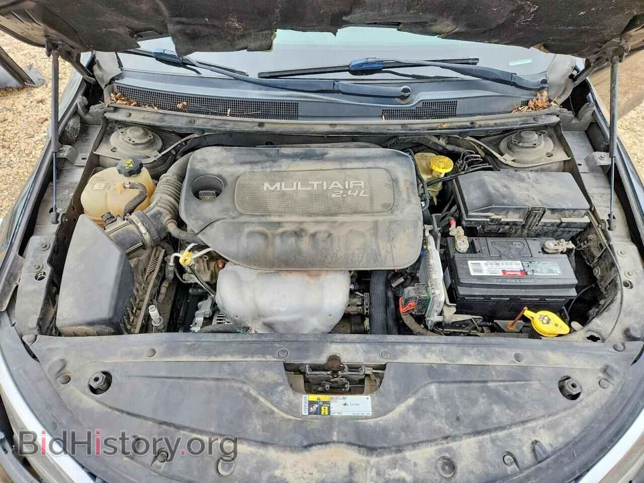2015 CHRYSLER 200 - VIN: 1C3CCCAB1FN574824 - Photo 11