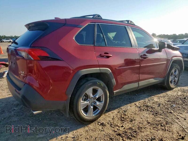 2023 Toyota RAV4 (VIN JTMP1RFV1PD099272) — фото 3 из 14