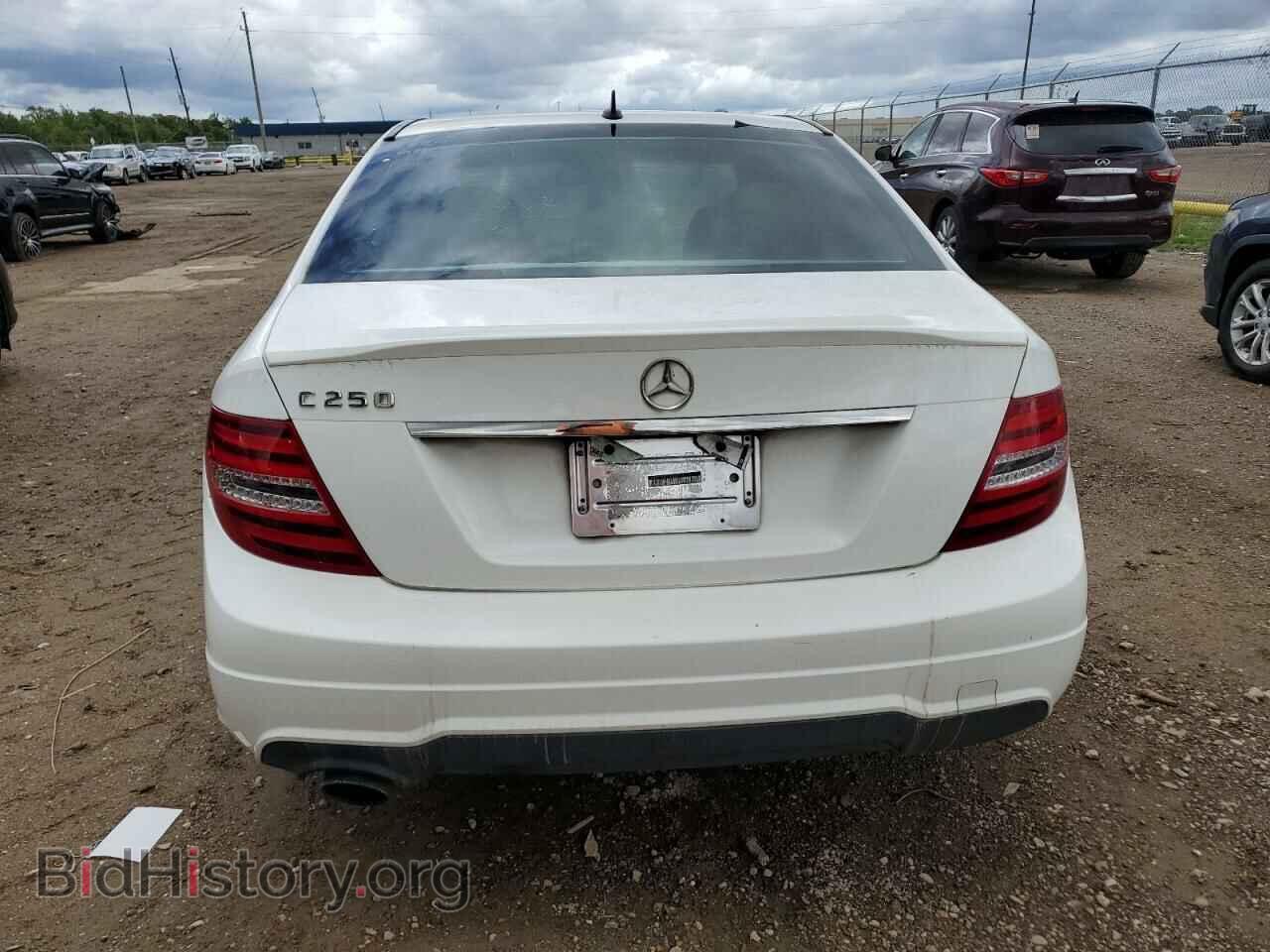 2013 MERCEDES-BENZ C-CLASS - VIN: WDDGF4HB2DR262717 - Фото 6