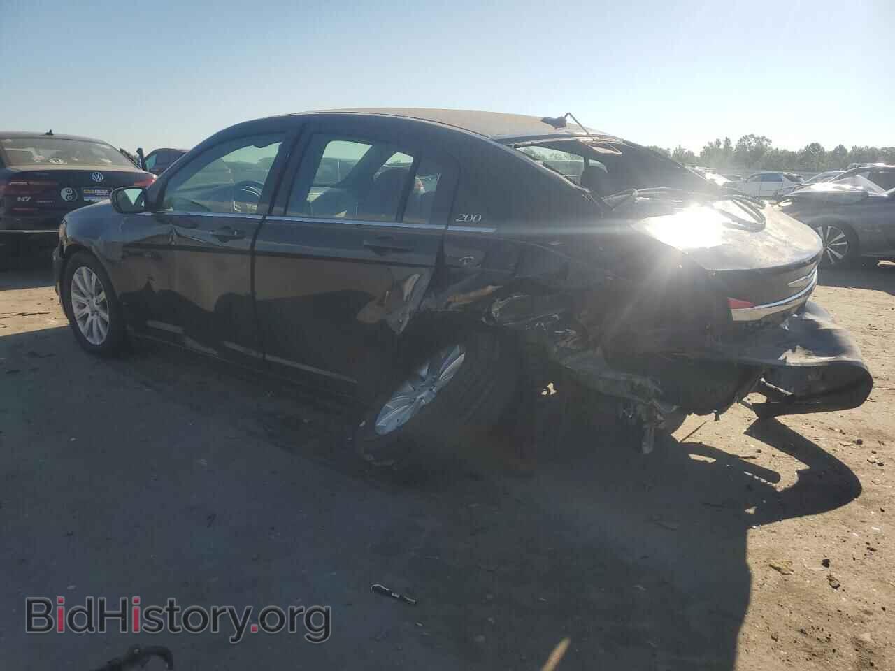 2011 CHRYSLER 200 - VIN: 1C3BC1FB4BN554764 - Фото 2