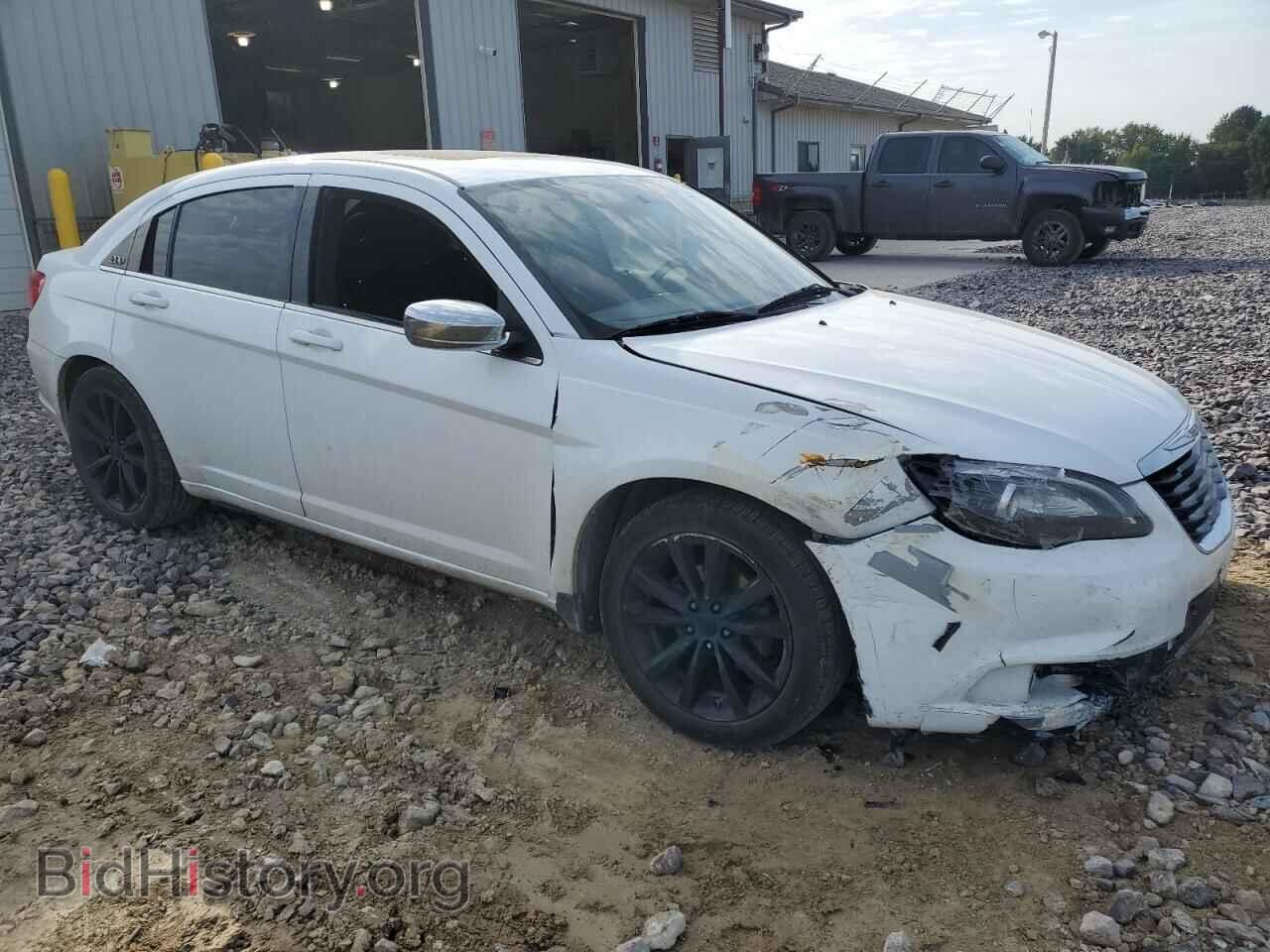 2013 CHRYSLER 200 - VIN: 1C3CCBBB9DN585043 - Фото 4